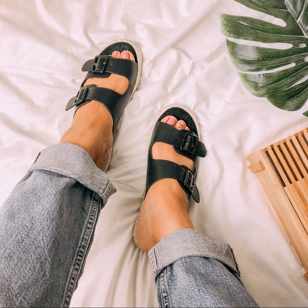 Size 10 LEFT! Summer days | Espadrille Sandals - Picture 2 of 8